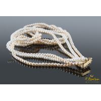 Collar tres hilos de perlas cultivadas