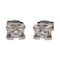 Pendientes en oro blanco con brillantes.