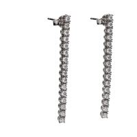 Pendientes riviere en oro blanco con brillantes.