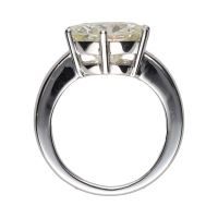 Sortija solitario en oro blanco con un brillante 5,40ct.   Talla 12.