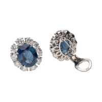Pendientes en oro blanco con zafiros y brillantes.