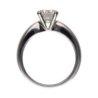 Sortija solitario en oro blanco con un brillante de 1,13ct. Talla 12.