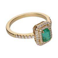 Sortija en oro amarillo con esmeralda y brillantes. Talla 14.