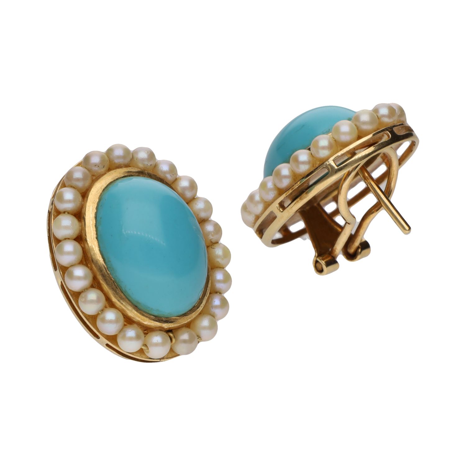 Pendientes en oro amarillo con turquesa central y orla de perlas.