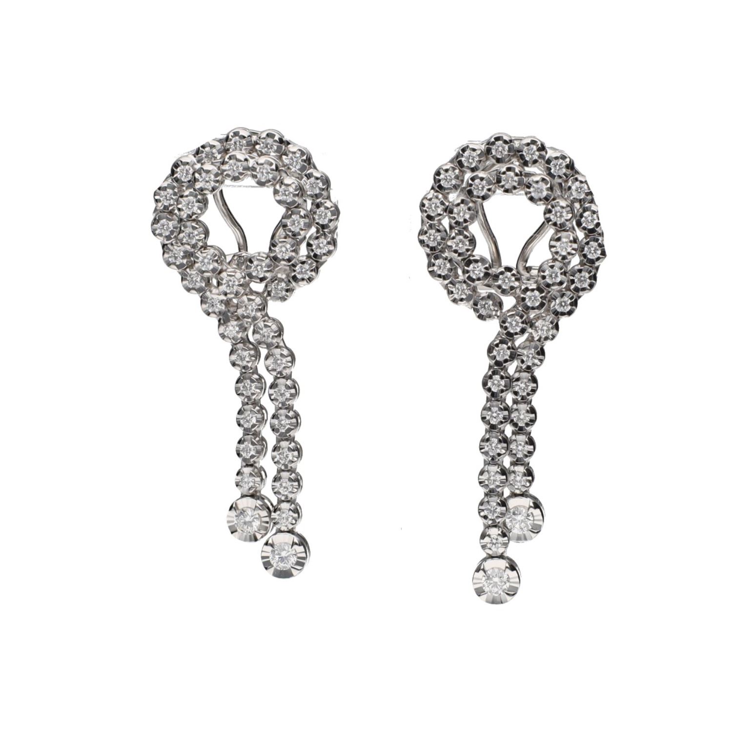 Pendientes en oro blanco con brillantes.
