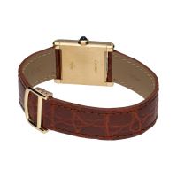 Tank en oro amarillo cuerda manual 23mm.   