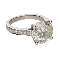 Sortija solitario en platino con brillante central 4,62ct.