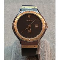 HUBLOT<BR>CLASSIC CADETE ACERO Y ORO 32MM.