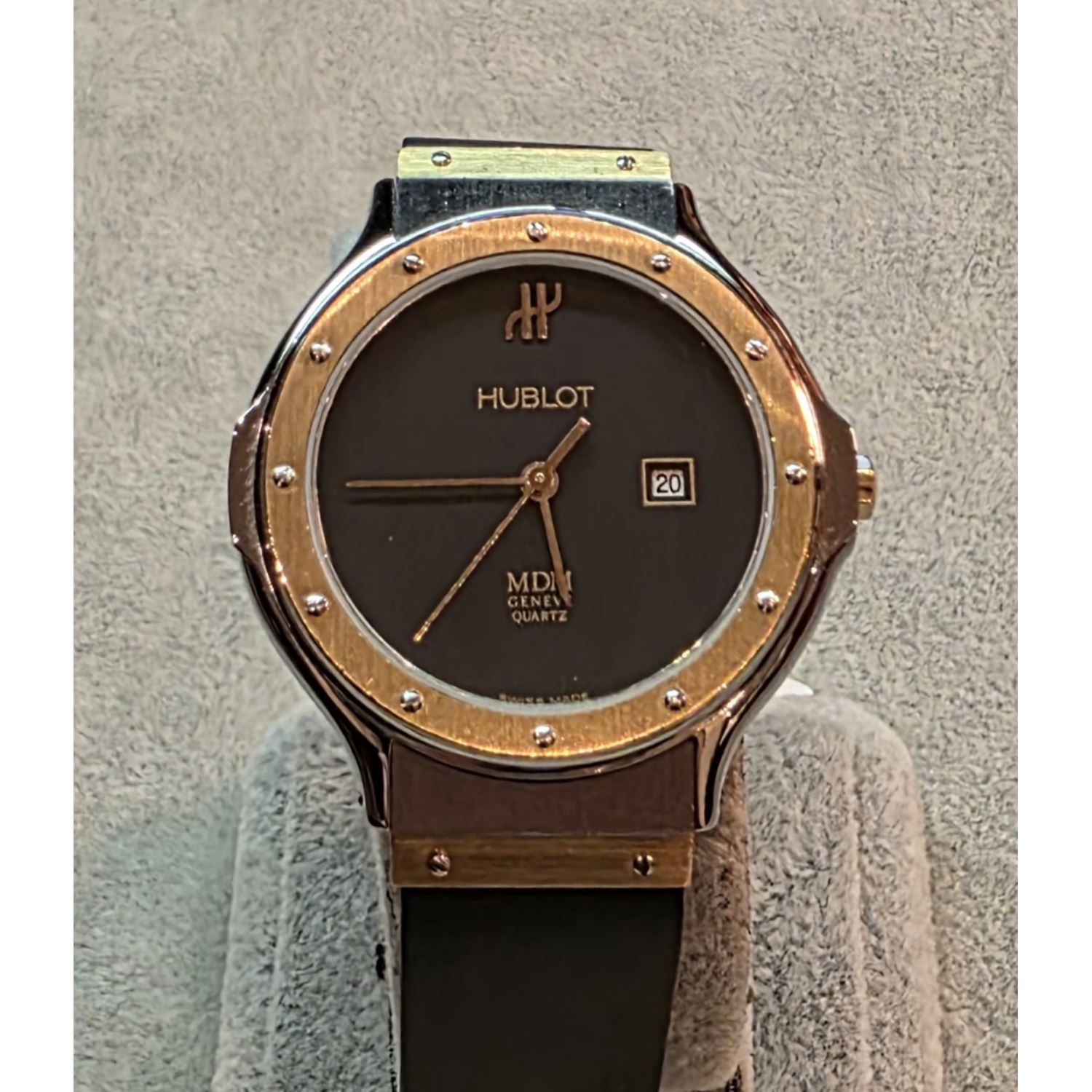 Classic cadete acero y oro 32mm.  