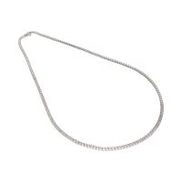 Collar riviere en oro blanco con brillantes.