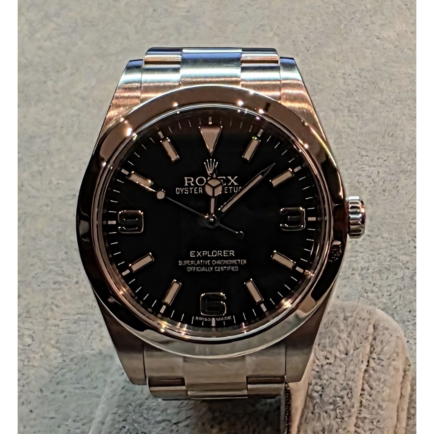 Explorer i acero 39mm.   