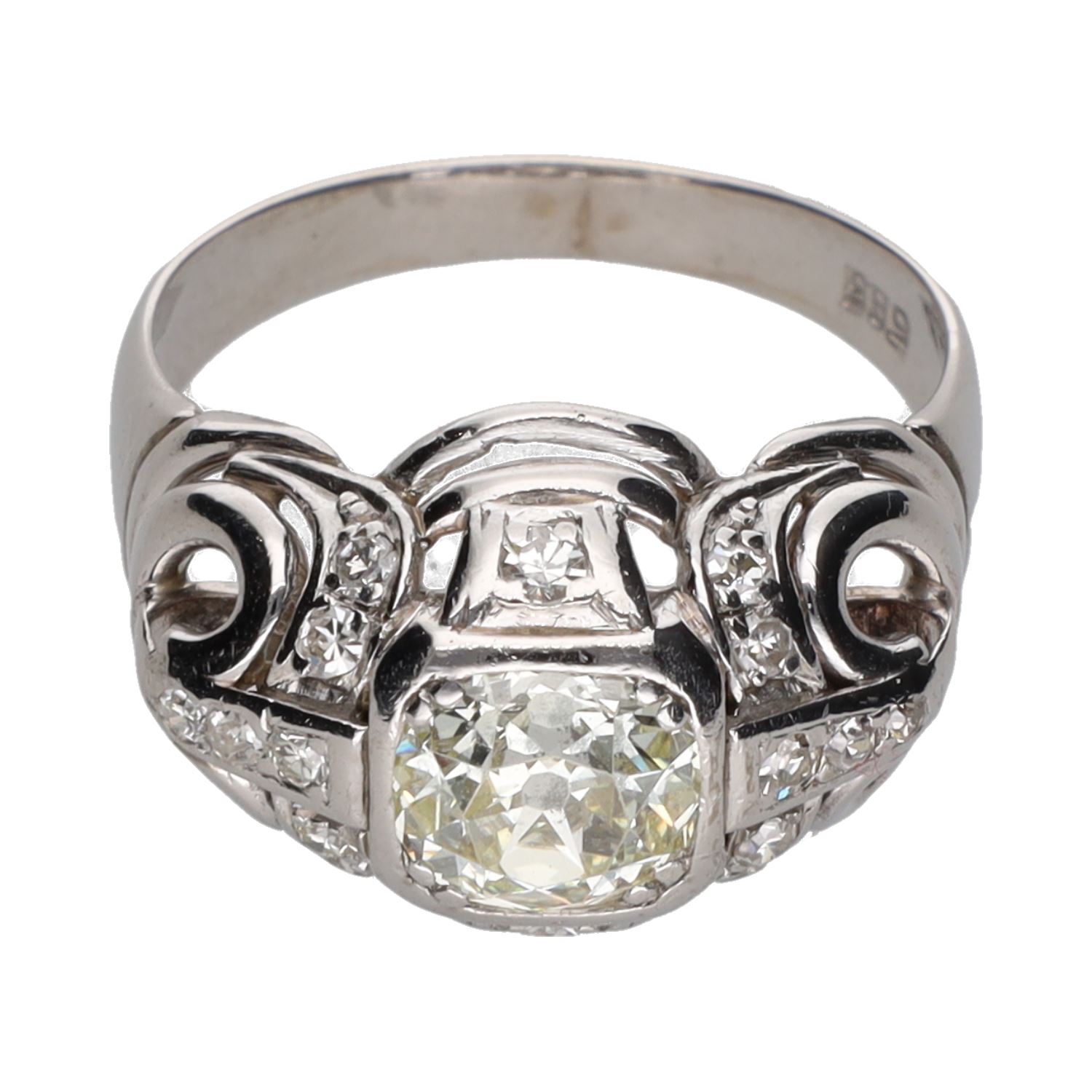 Sortija en oro blanco 14k y diamantes. Talla 16.