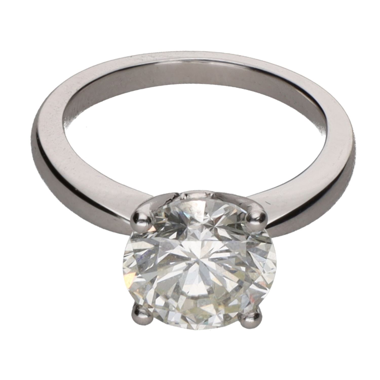 Sortija solitario en platino con un brillante de 3,13ct.  Talla 12.