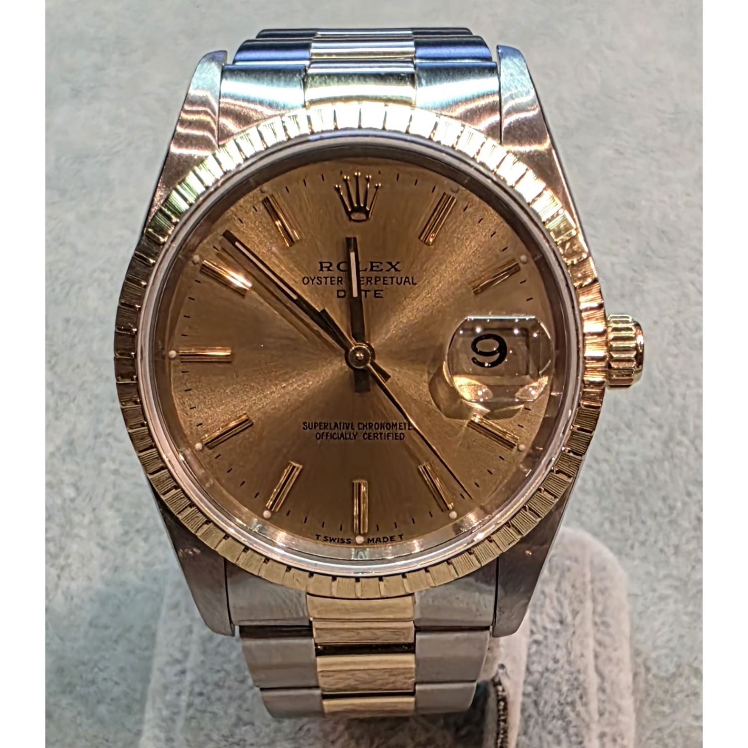Oyster perpetual date acero y oro 34mm.   