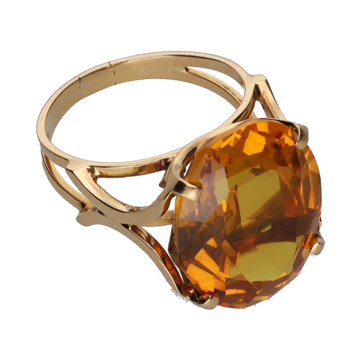Sortija en oro amarillo con cuarzo. Talla 15.