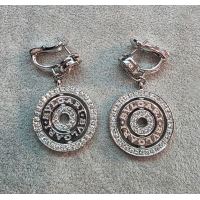 Pendientes astrale de bulgari en oro blanco con brillantes.