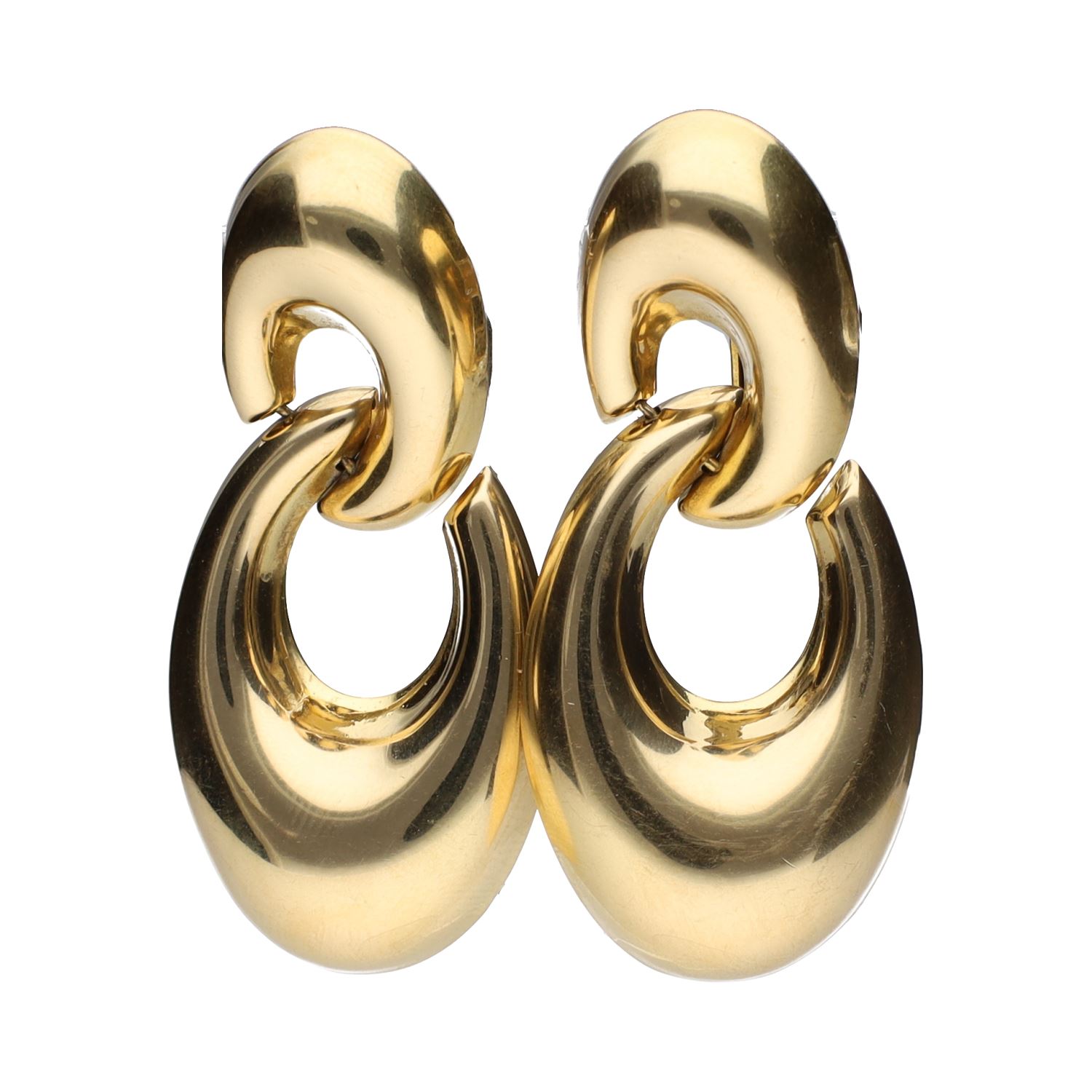 Pendientes en oro amarillo.
