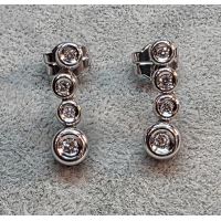 PENDIENTES<BR>PENDIENTES EN ORO BLANCO CON BRILLANTE...