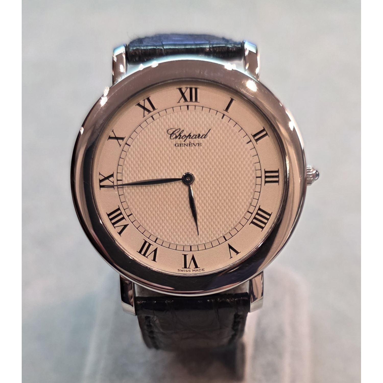 Classic platino cuerda manual edición especial 38mm.   
